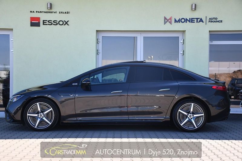 Mercedes-Benz EQE 350 4MATIC - fotka 8 z 52