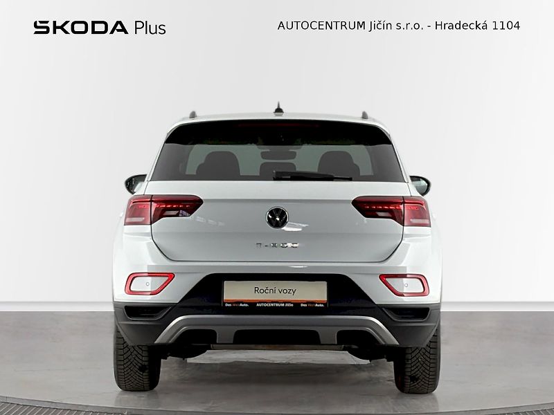 Volkswagen T-Roc (2025) Life GOAL 1.0 TSI 85kW - fotka 6 z 27