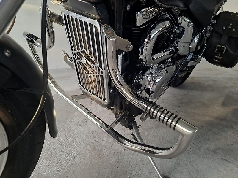 Suzuki VZ 800 Marauder - fotka 12 z 19