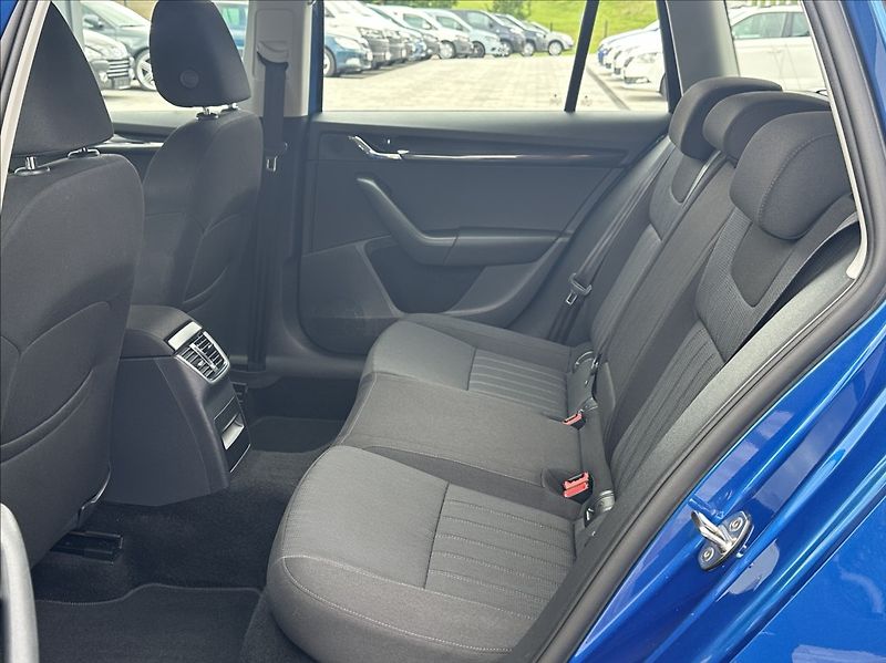 Škoda Octavia 2,0 TDI 150PS  Style M/T - fotka 14 z 54