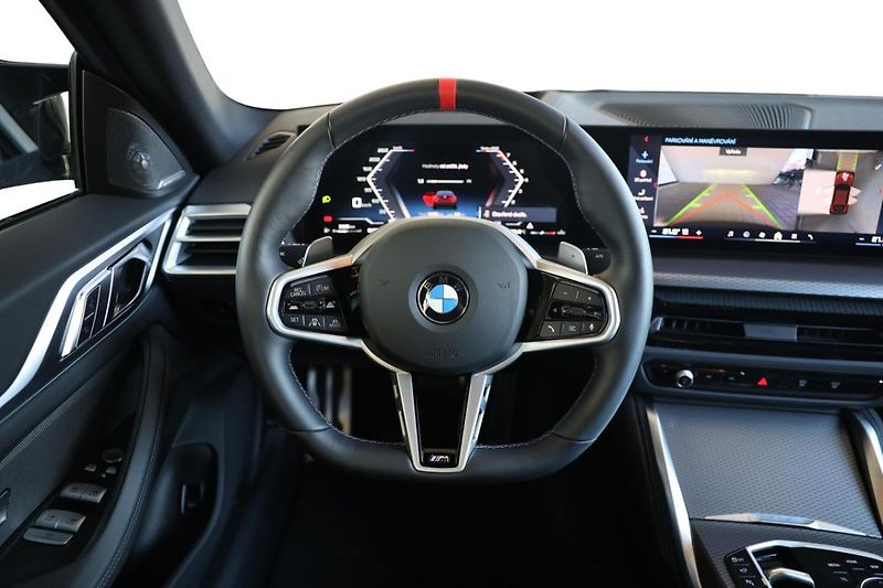 BMW Řada 4 M440i xDrive Gran Coupé - fotka 27 z 29