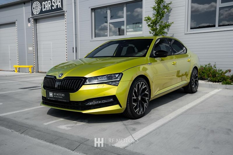 Škoda Superb (2019) Superb SportLine 4x4 200kW - fotka 3 z 45