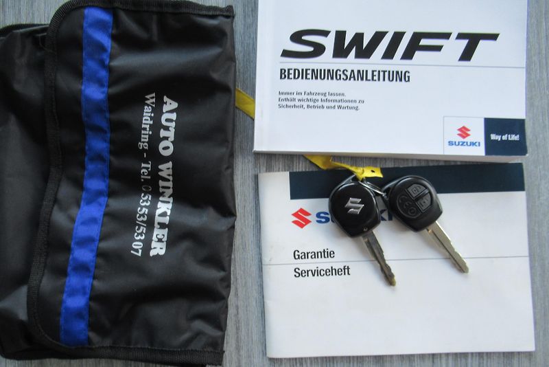 Suzuki Swift 1.2i KLIMA  SADA ALU KOL - fotka 23 z 23