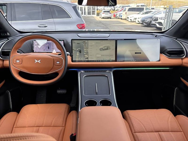 Xpeng G9 (2026) AWD Performance Pro - fotka 11 z 15