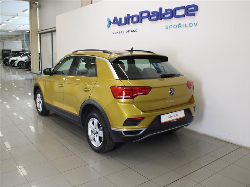 Volkswagen T-Roc 1,5 TSi 110kW DPH Bezklíč ČR - fotka 3 z 14
