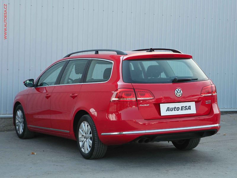 Volkswagen Passat (2013) 2.0 TDi, 1.maj,ČR, DSG - fotka 6 z 20
