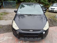 Ford S-MAX 2,0 TDCi Titanium - fotografie inzerátu