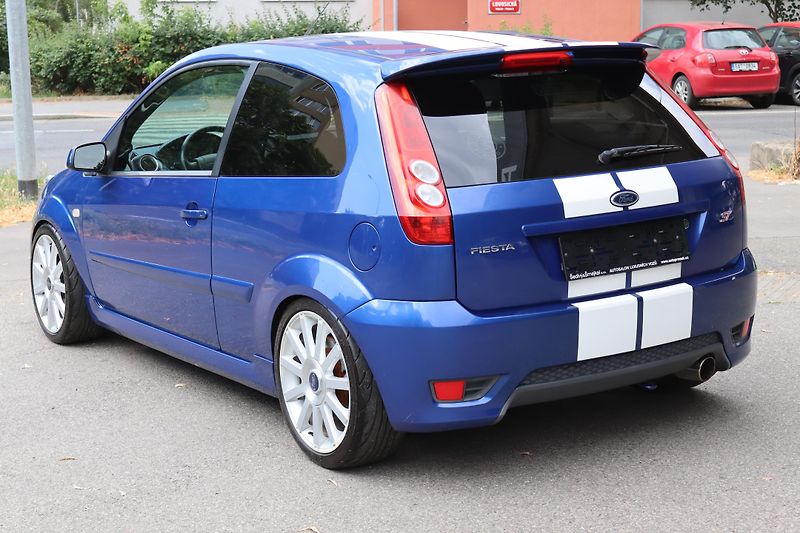 Ford Fiesta ST 2.0i 110kW - fotka 13 z 49