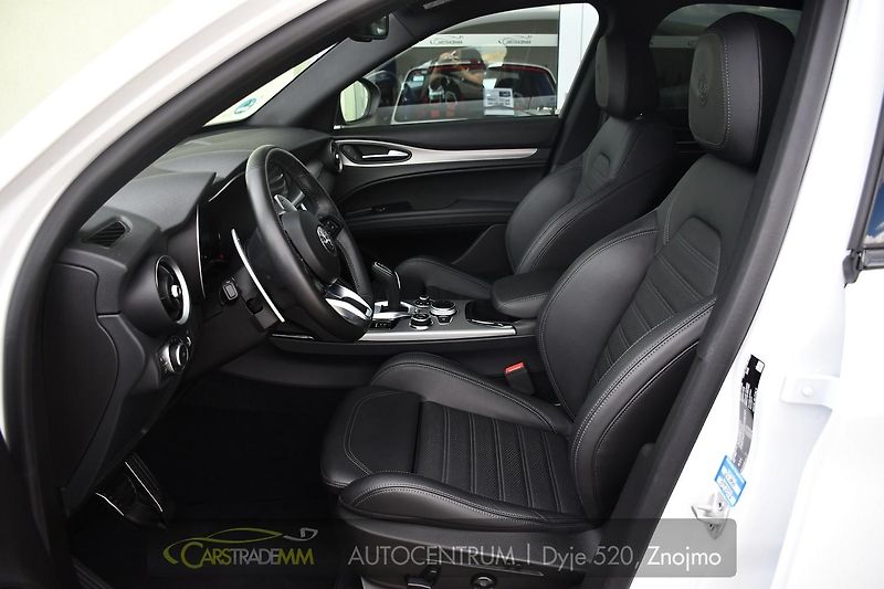 Alfa Romeo Stelvio 2.2 JTDm 154kW  Připravujeme - fotka 10 z 49