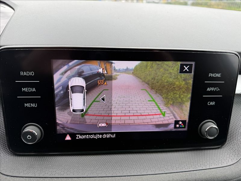 Škoda Fabia IV 1.0 Tour Full LED/Kamera/Vi - fotka 14 z 21