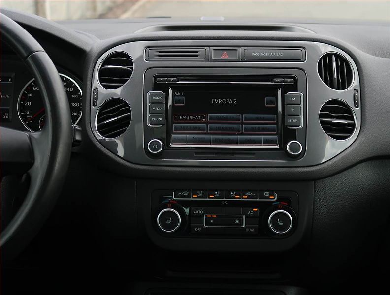 Volkswagen Tiguan (2012) 2.0 TSI, 4X4, Automat, Kůže - fotka 12 z 21