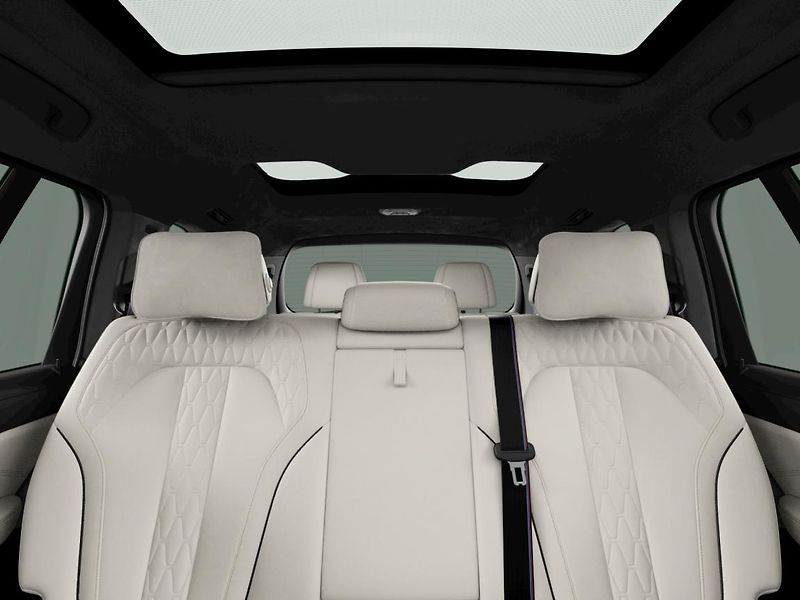 BMW X7 xDrive40d - fotka 9 z 10