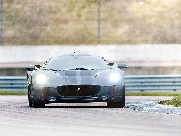 Jaguar C-X75.