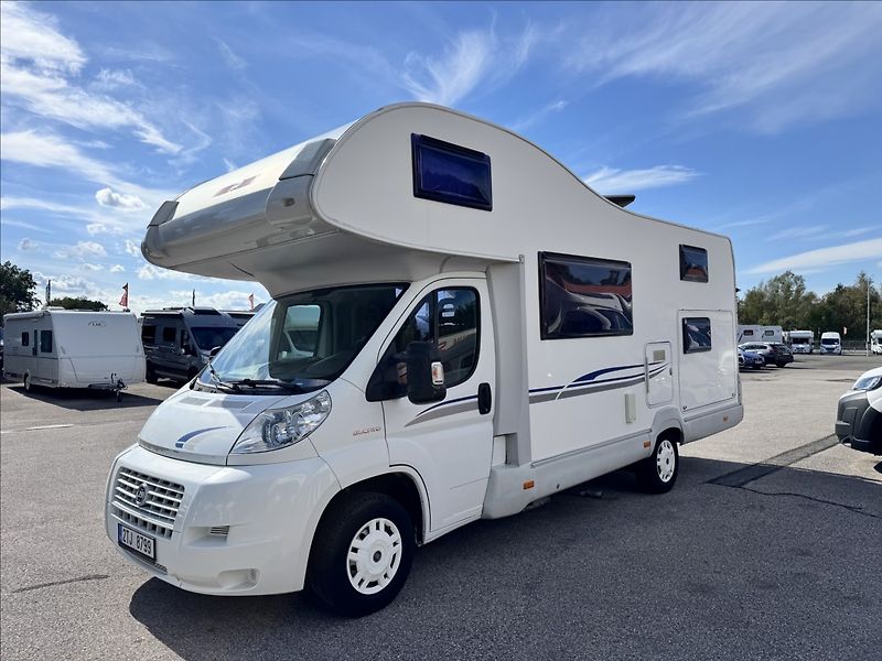CI Caravans International Elliot 40 MJTD  2,3 - fotka 2 z 16