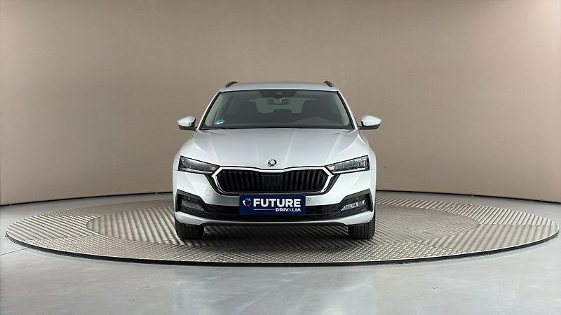 Škoda Octavia 2.0 TDI Ambition Combi - fotka 3 z 24