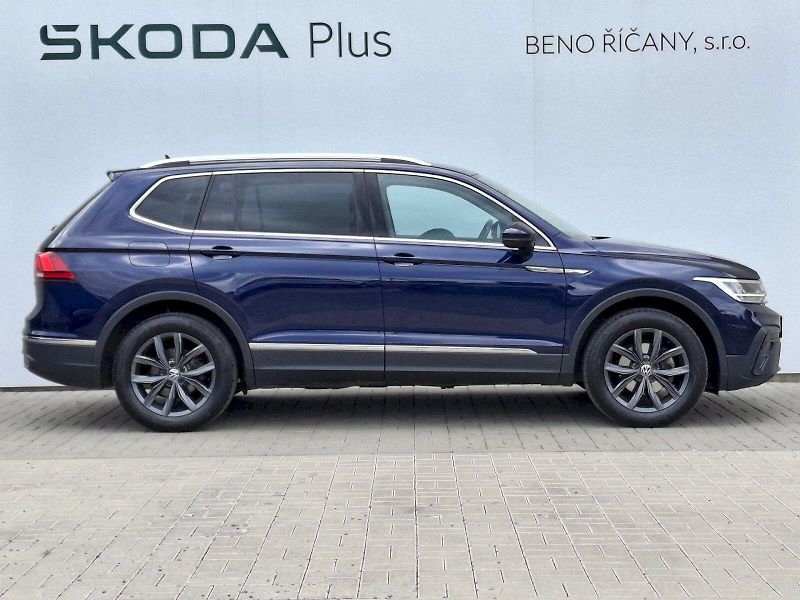 Volkswagen Tiguan (2022) Allspace Life DSG 4x4 2,0TDi 1 - fotka 12 z 35