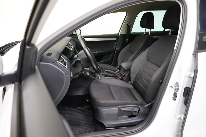 Škoda Octavia - fotka 5 z 6