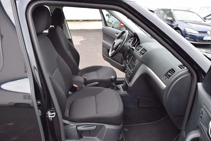 Škoda Yeti (2016) 1.4TSI 92kw AMBI ALU TEMPOMAT - fotka 33 z 44