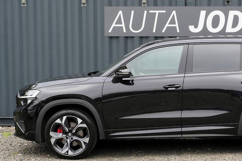Škoda Kodiaq RS 2.0 TSI, Panorama, Webasto - fotka 2 z 46