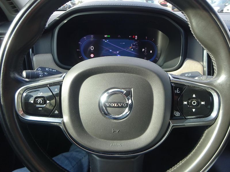 Volvo S90 AWD 173kW Inscription ČR DPH - fotka 21 z 33