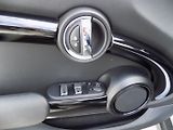 Mini Cooper (2021) 1.5i/El.střecha/1.Maj.ČR/DPH/ - náhled 22