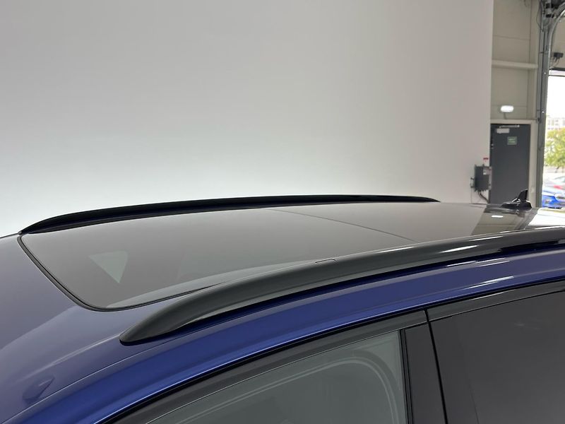 Volkswagen Touareg R-Line - fotka 29 z 31