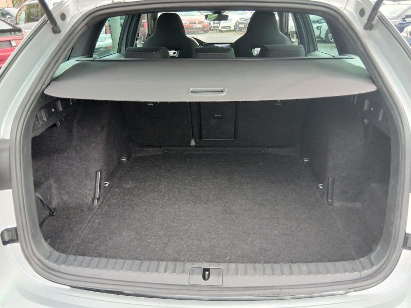 Škoda Octavia 2.0 TDI,STYLE INDIVIDUAL - fotka 53 z 58