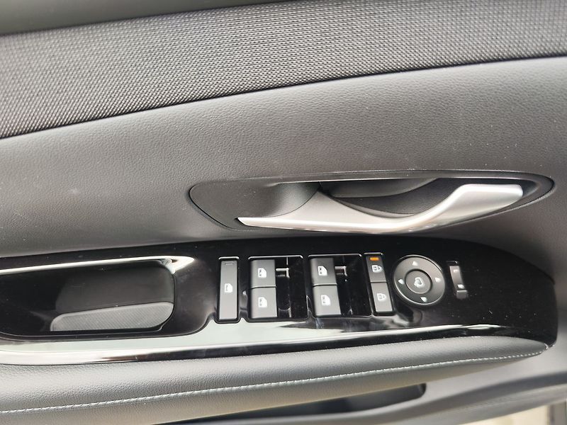 Hyundai Tucson 1.6 T-GDI/118kW 20 Years - fotka 35 z 36