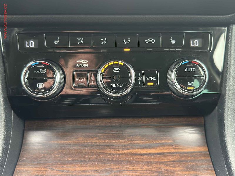 Škoda Superb (2021) 2.0TDi, ČR, Scout, DSG, LED - fotka 20 z 26