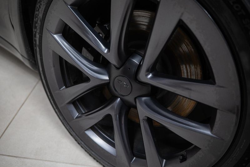 Tesla Model S (2023) Free Unlimited Supercharging - fotka 14 z 59