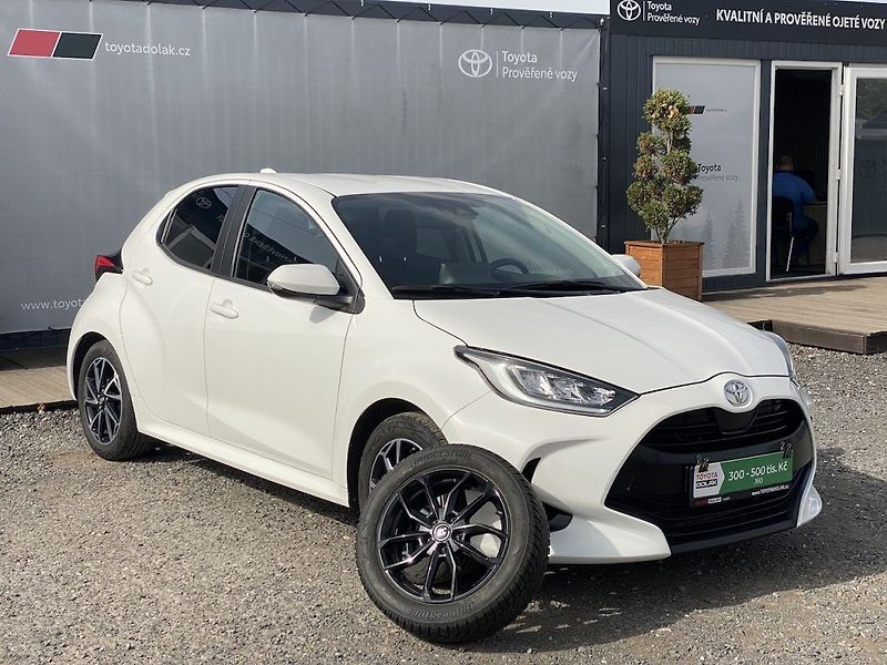 Toyota Yaris 1.5i, ČR, Style Tech, automat - fotka 1 z 17