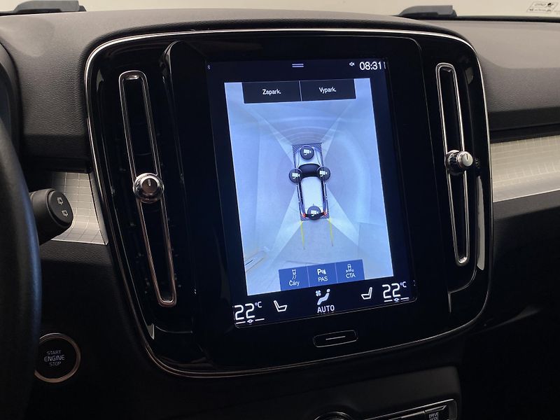 Volvo XC40 T5 AWD MOMENTUM AUT - fotka 45 z 45