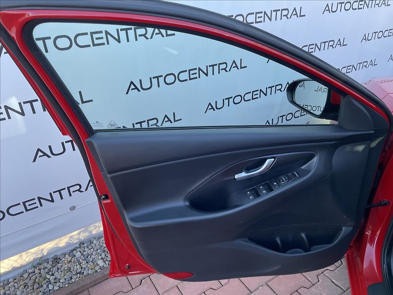 Hyundai i30 1,0 T-Gdi,Comfort,1.maj.,ČR,DP - fotka 20 z 23