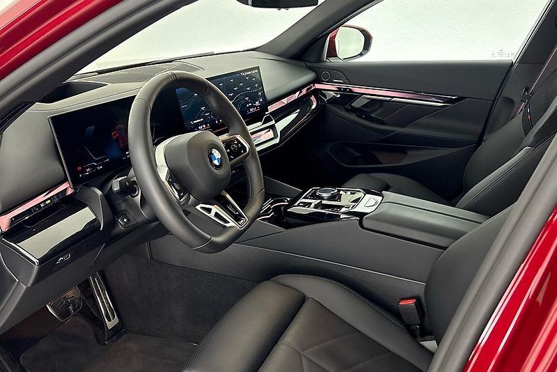BMW Řada 5 řady 5 | 520d xDrive - fotka 6 z 24