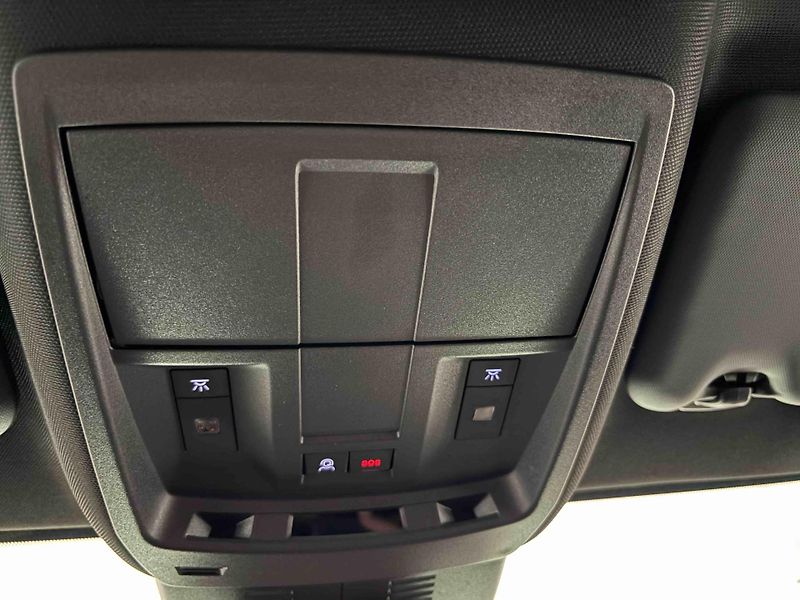 Peugeot 3008 (2026) Allure Hybrid 145 e-DCS6 - fotka 40 z 42