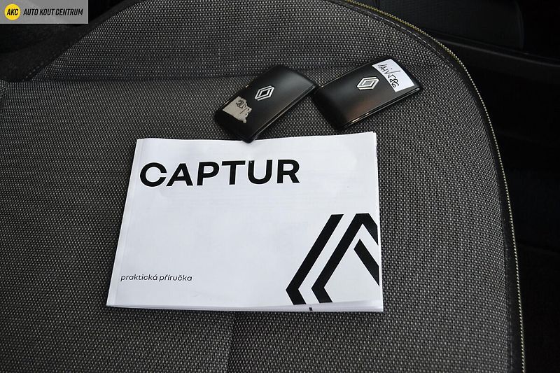 Renault Captur techno E-Tech full hybrid 145 - fotka 56 z 58