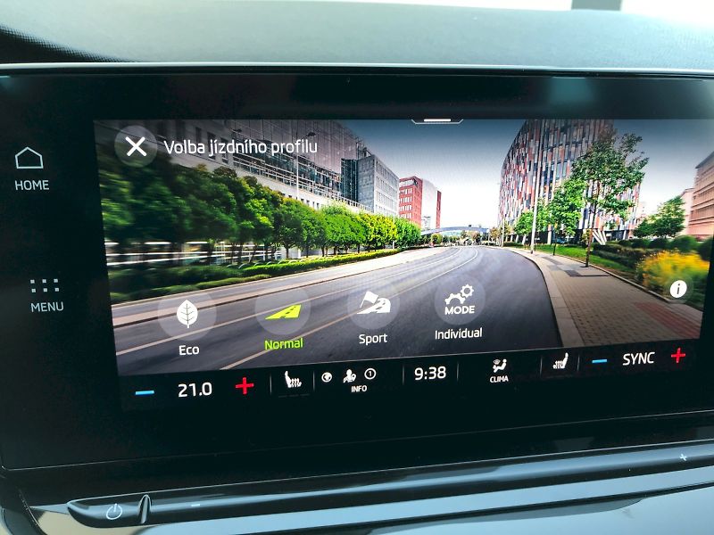 Škoda Octavia (2021) COM M-HEV STY TS 110/1.5 A7F - fotka 31 z 31