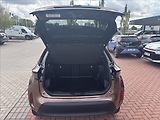 Toyota Yaris Cross (2026) 1,5 HEV 4x4 Executive TECH VIP - náhled 9