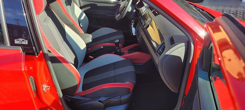 Škoda Fabia (2017) 3 Monte Carlo 1,2TSi 66kW  - fotka 15 z 40