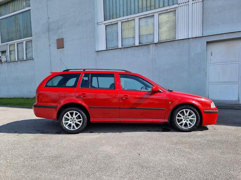 Škoda Octavia (2003) 1.8T 132kw RS - fotka 4 z 21