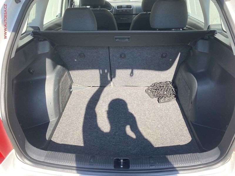 Škoda Fabia (2008) 1.2i, ČR, Ambiente, AC - fotka 7 z 16
