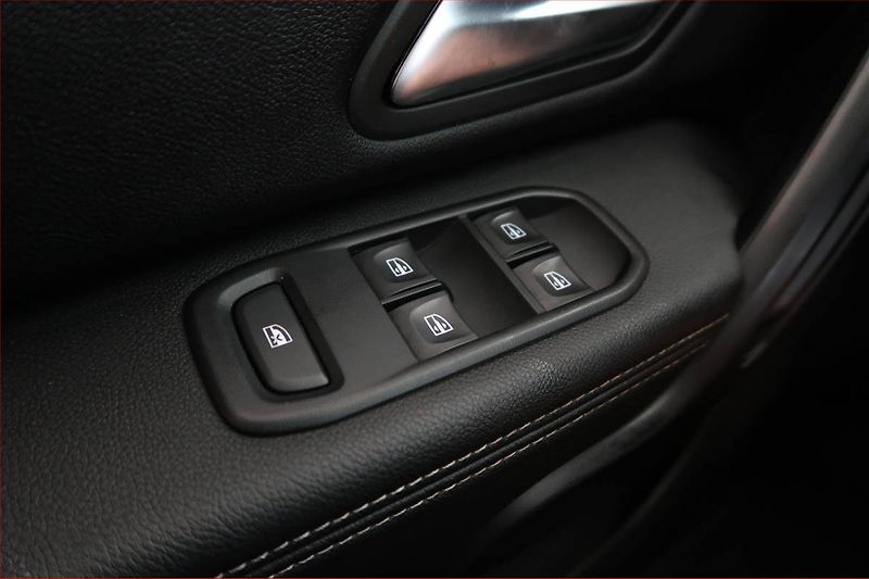Dacia Duster (2018) 1.5 Blue dCi, 4X4, Navi - fotka 16 z 16