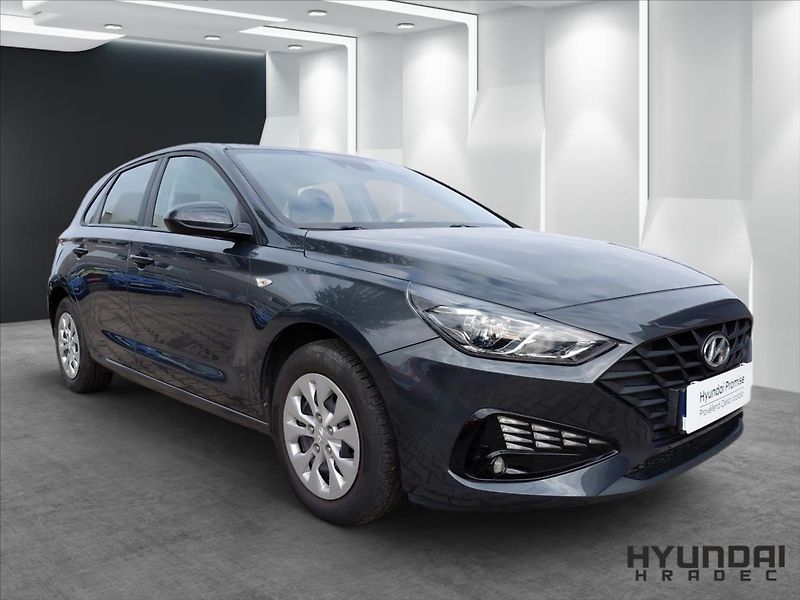 Hyundai i30 1,5   1.5 Start Plus - fotka 3 z 22