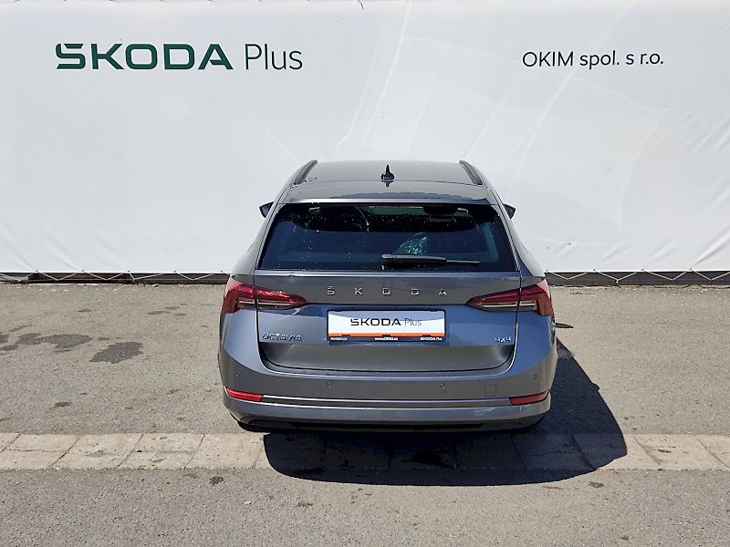 Škoda Octavia (2023) Combi Ambition Plus 2,0 Tdi 11 - fotka 34 z 36