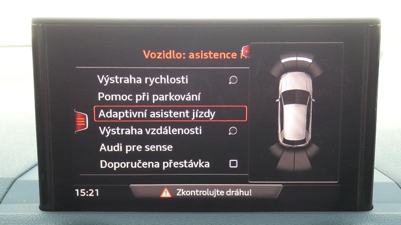 Audi Q2 1,0 TFSI Advanced - fotka 16 z 24