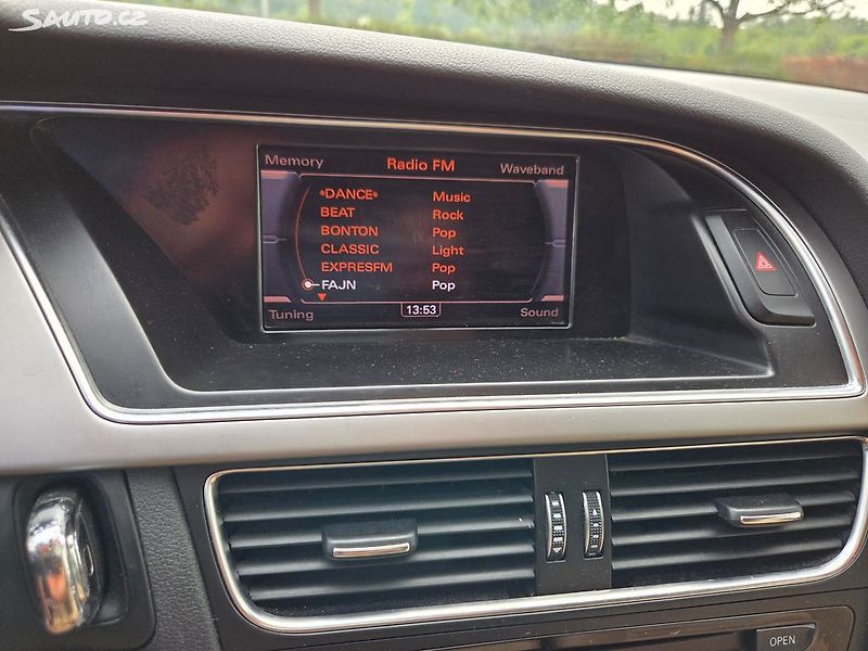 Audi A5 (2012) 2.0TDI Automat - necouvá - fotka 18 z 21