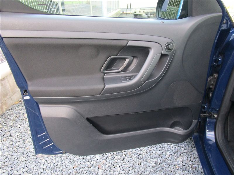 Škoda Roomster 1.4i 16V Ambition, aut Klima - fotka 16 z 48