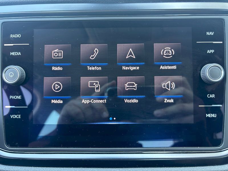 Volkswagen T-Roc (2022) 1.0 TSI 81kW - fotka 21 z 35
