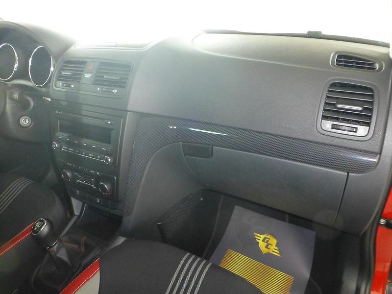 Škoda Yeti (2014) 1,2TSI*MONTE CARLO**77KW*TAŽNÉ - fotka 18 z 24