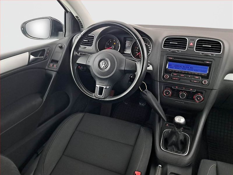Volkswagen Golf (2010) Comfortline 1.2 TSI, udržované - fotka 7 z 17